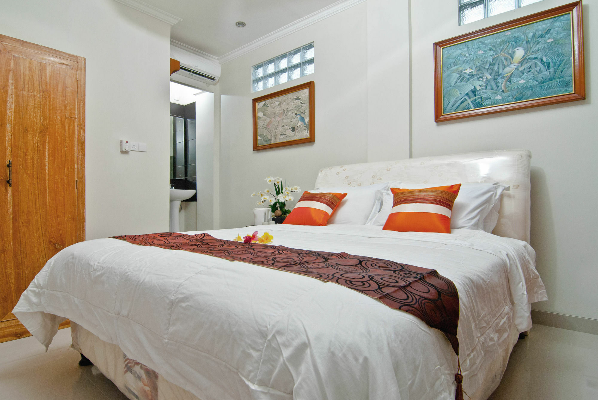 Kuta Ecostay Exterior photo